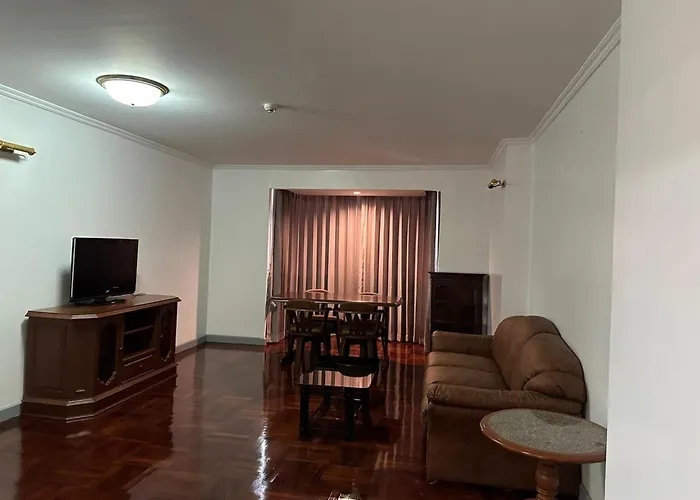 Affordable Serviced Nana - Omni Tower Sukhumvit Location Bangkok