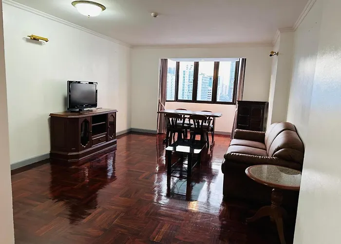 Affordable Serviced Nana - Omni Tower Sukhumvit Location
