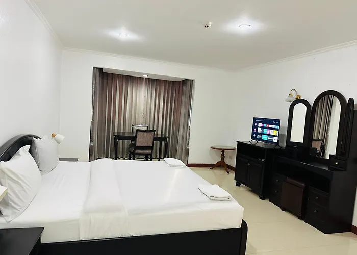 Apartment Affordable Serviced Nana - Omni Tower Sukhumvit Location Bangkok