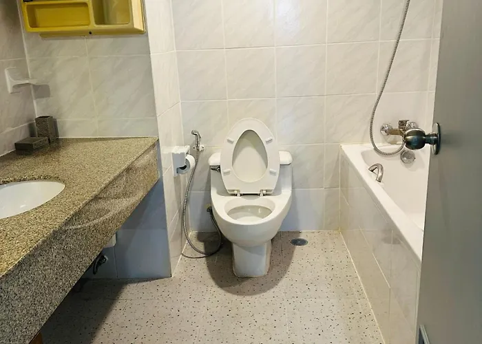 Affordable Serviced Nana - Omni Tower Sukhumvit Location * Bangkok