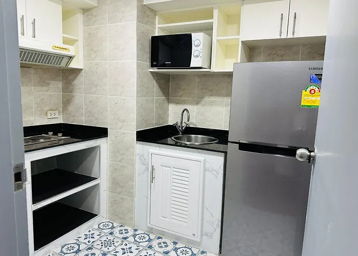 Affordable Serviced Nana - Omni Tower Sukhumvit Location