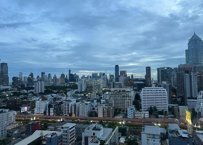 Apartment Affordable Serviced Nana - Omni Tower Sukhumvit Location *