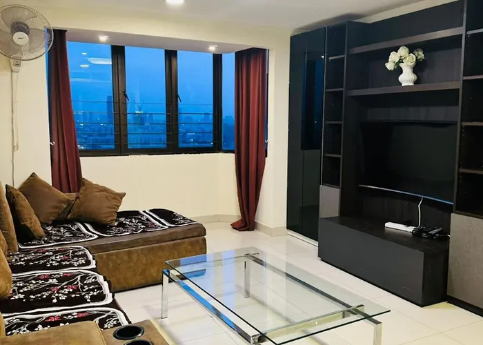 Affordable Serviced Nana - Omni Tower Sukhumvit Location