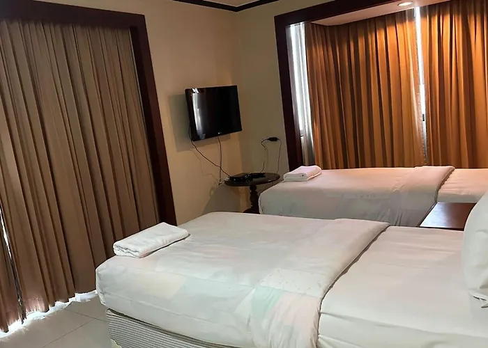 Affordable Serviced Nana - Omni Tower Sukhumvit Location Apartment