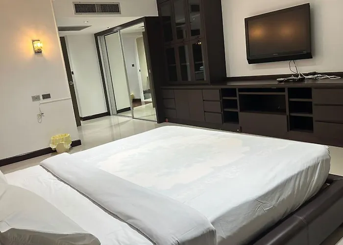 Apartment Affordable Serviced Nana - Omni Tower Sukhumvit Location *