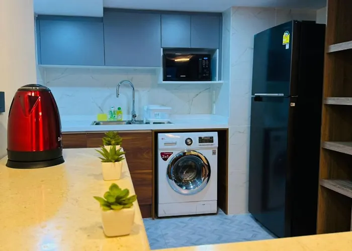 Affordable Serviced Nana - Omni Tower Sukhumvit Location * Bangkok