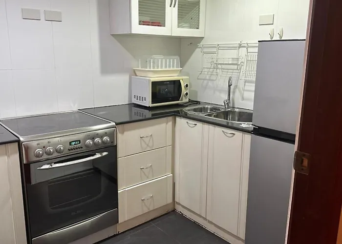 Affordable Serviced Nana - Omni Tower Sukhumvit Location Apartment Bangkok