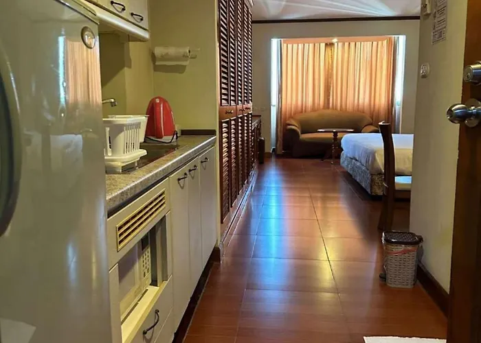 Affordable Serviced Nana - Omni Tower Sukhumvit Location * Bangkok