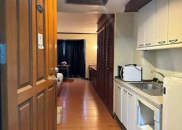 Affordable Serviced Nana - Omni Tower Sukhumvit Location *