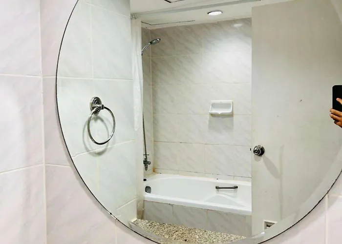Apartment Affordable Serviced Nana - Omni Tower Sukhumvit Location